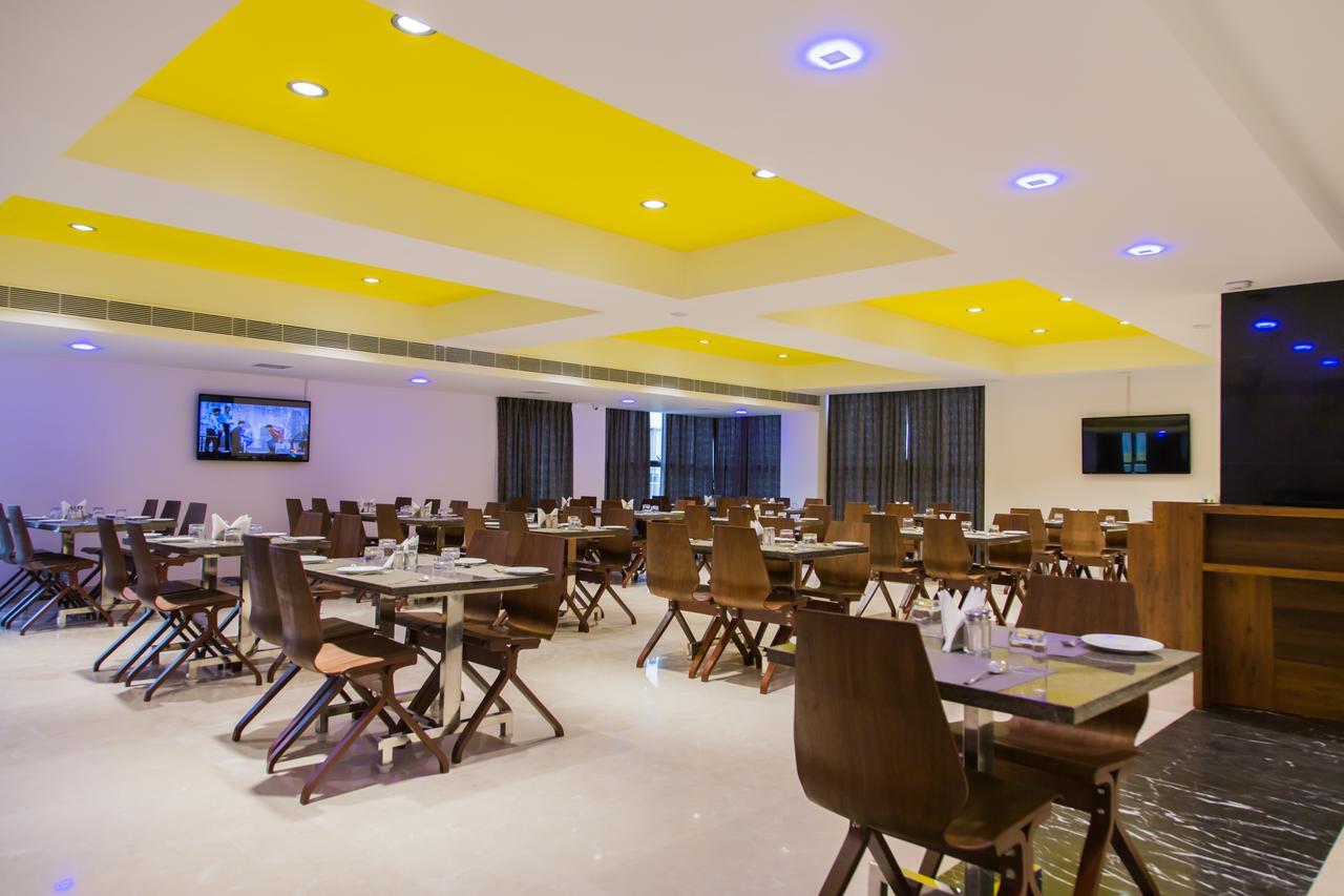 Hotel Hills Tirupattur Tiruppatur Eksteriør billede